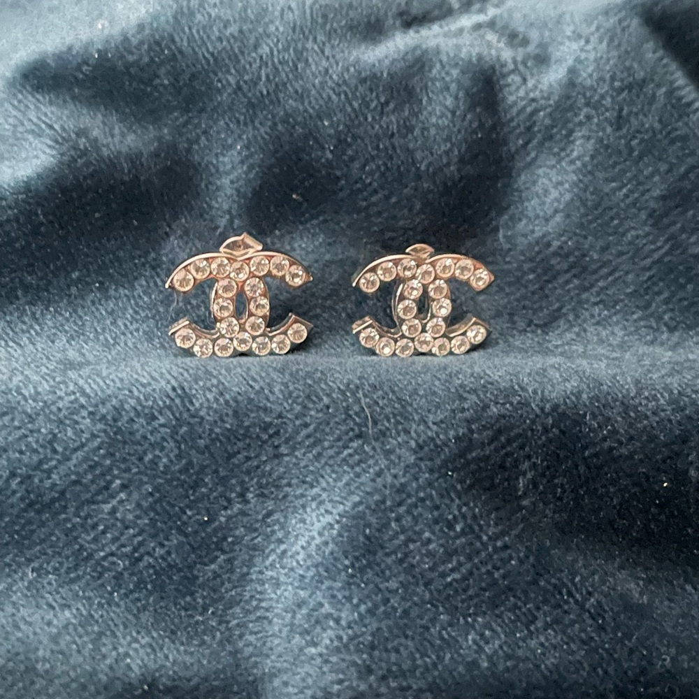 Chanel CC 07V Classic Crystal Silver Hardware Logo Earrings - Vintage